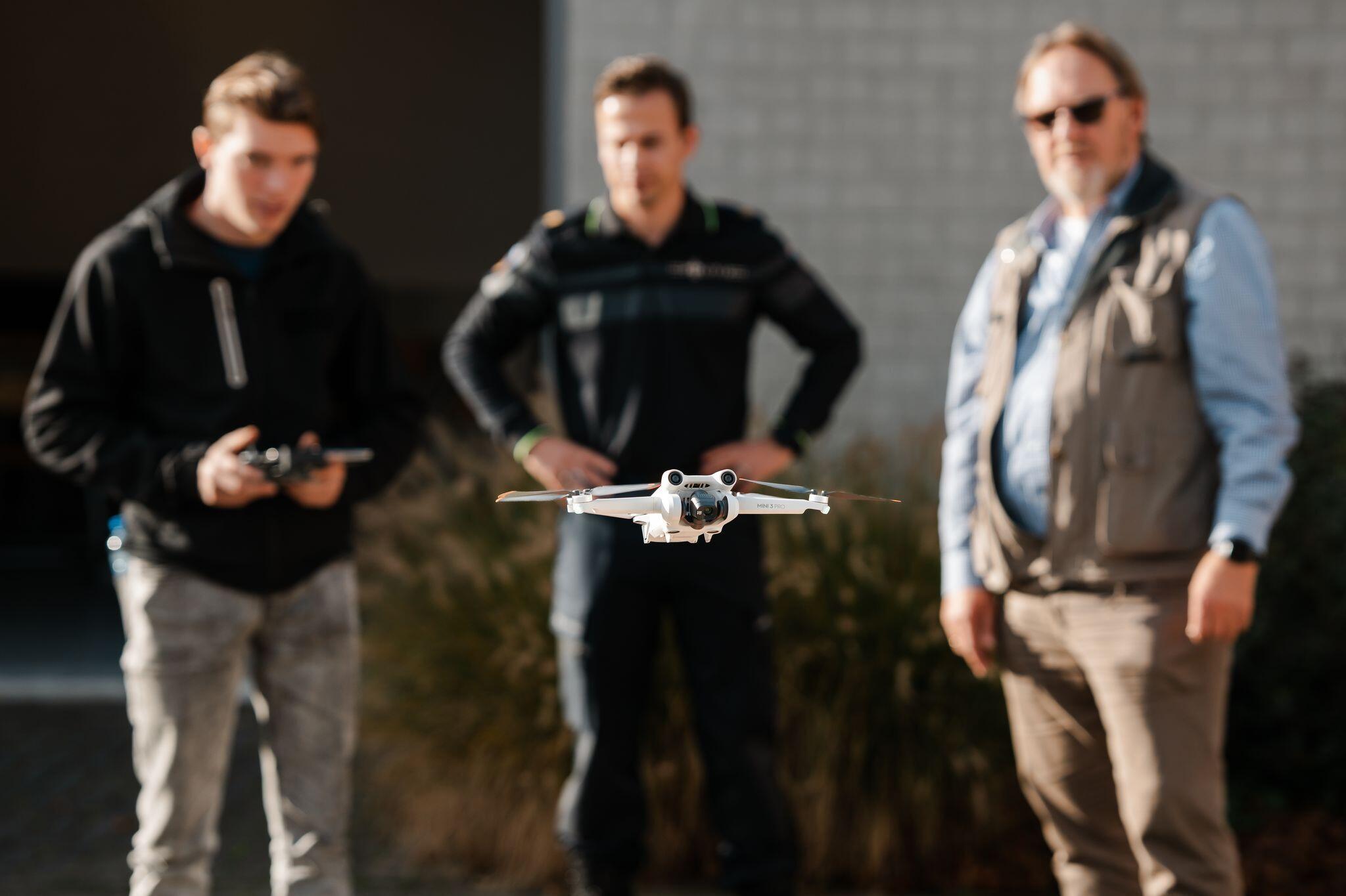Studenten denken na over drones in 2040 voor de gevangenis (PI) 