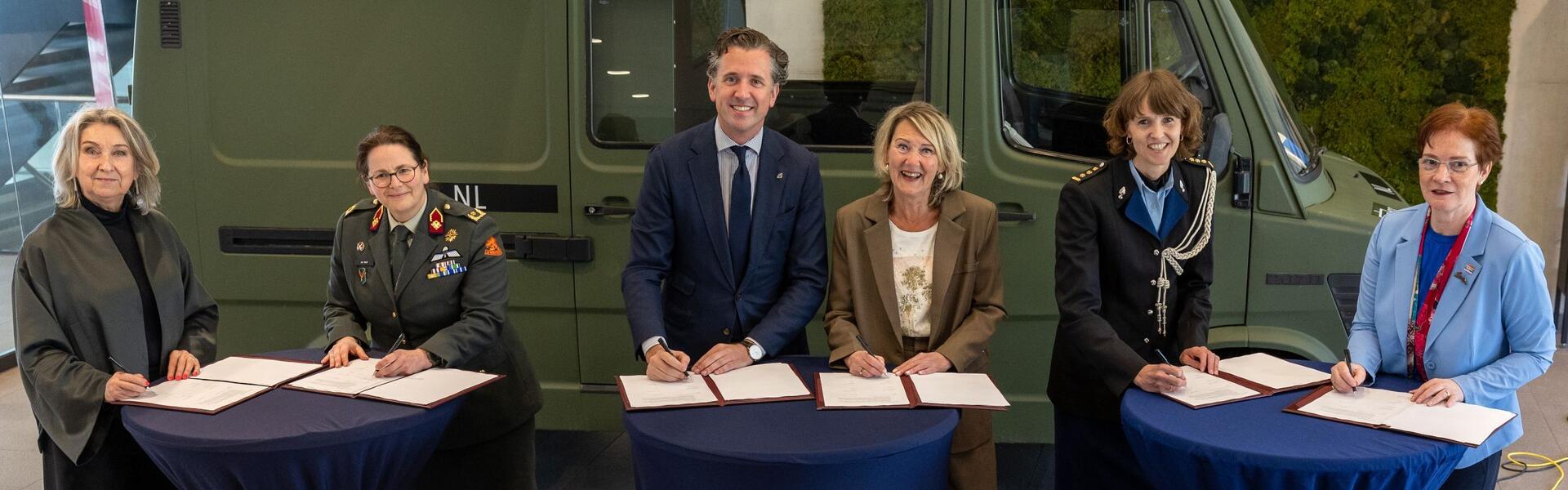 samenwerking-defensie-centrum-voor-veiligheid-en-digitalisering