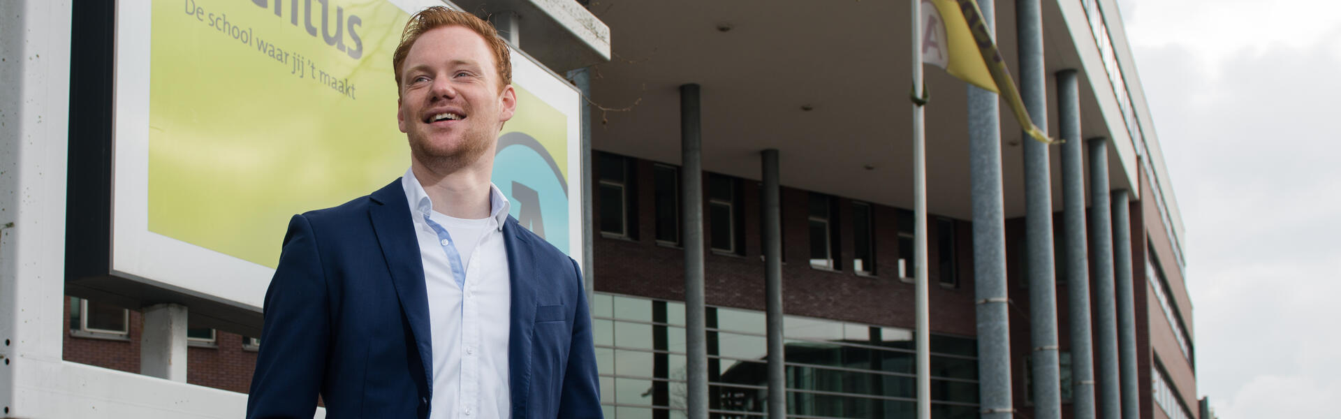 jongen slaagt bij Aventus